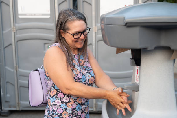 Portable Toilet Options We Offer in Leesburg, FL
